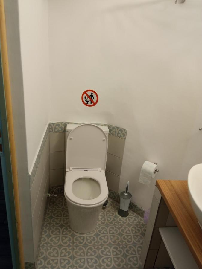 Gs Apartment Gythio Bagian luar foto